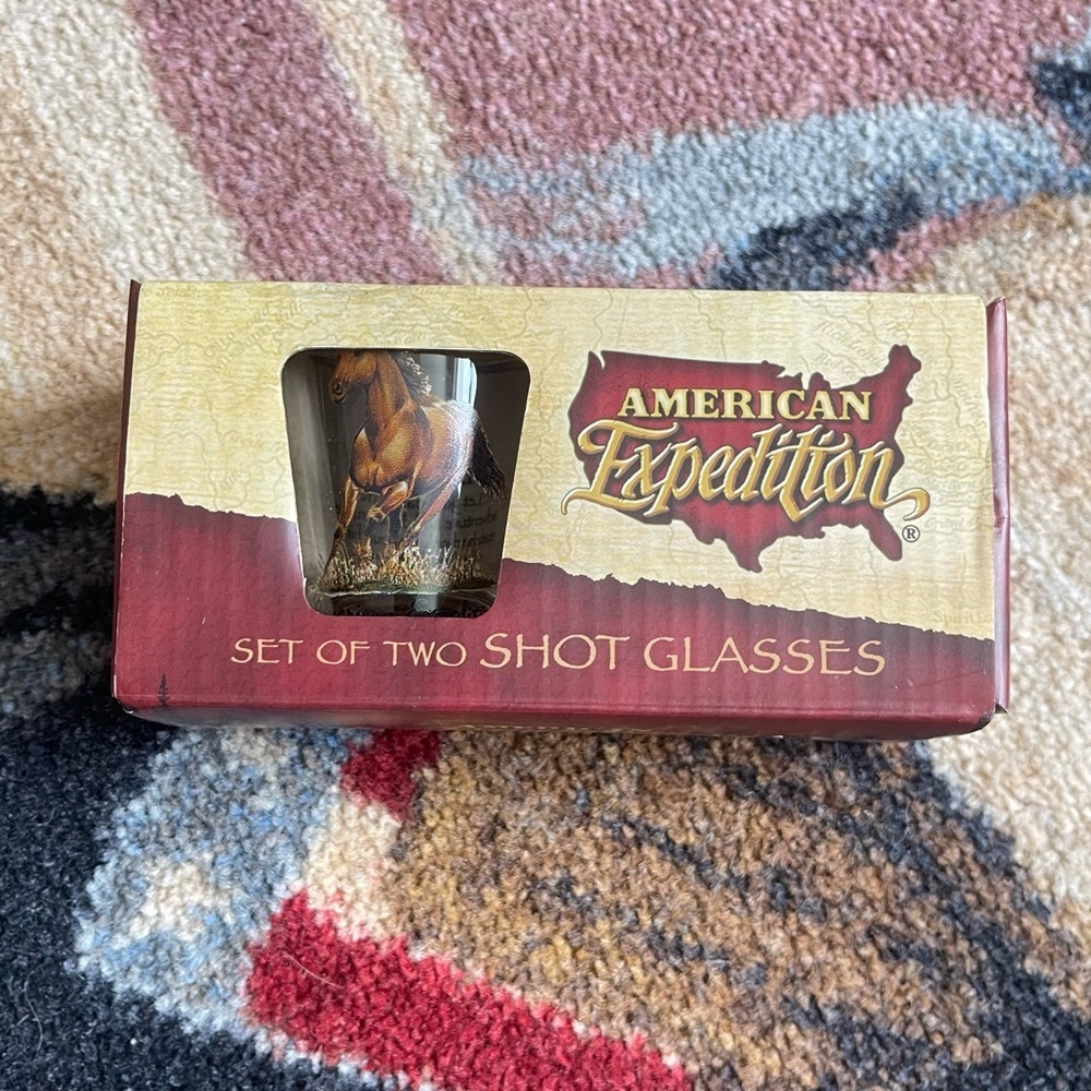 NWT VINTAGE SHOT GLASSES HORSE SET OF 2